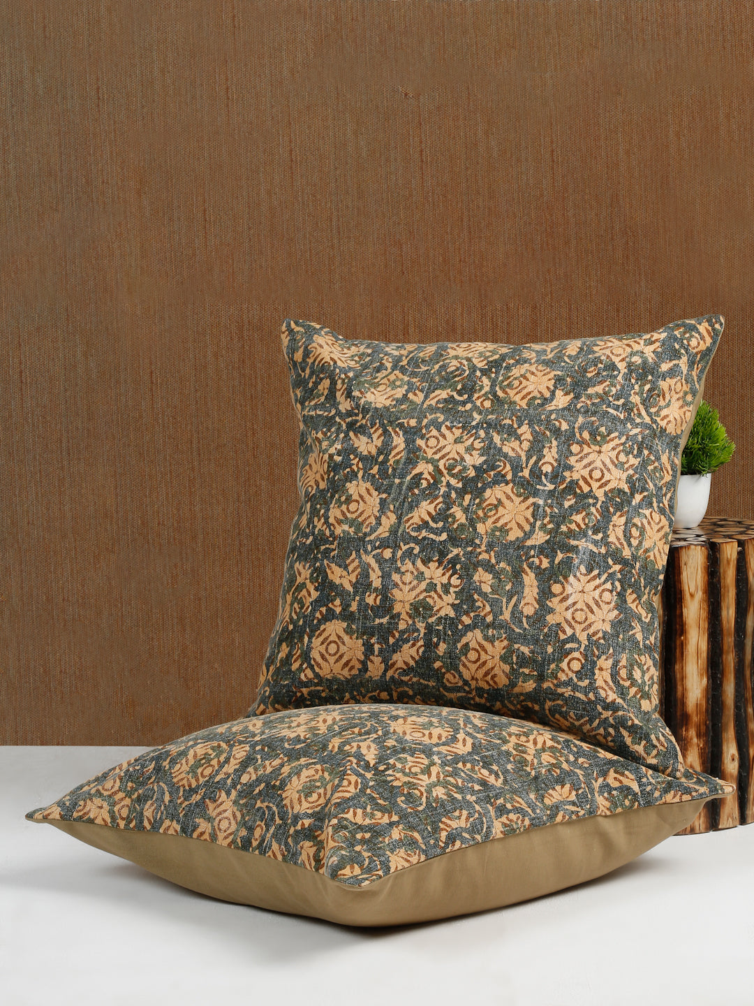 Eyda Green Cotton Floral Print Cushion Cover Set of 2