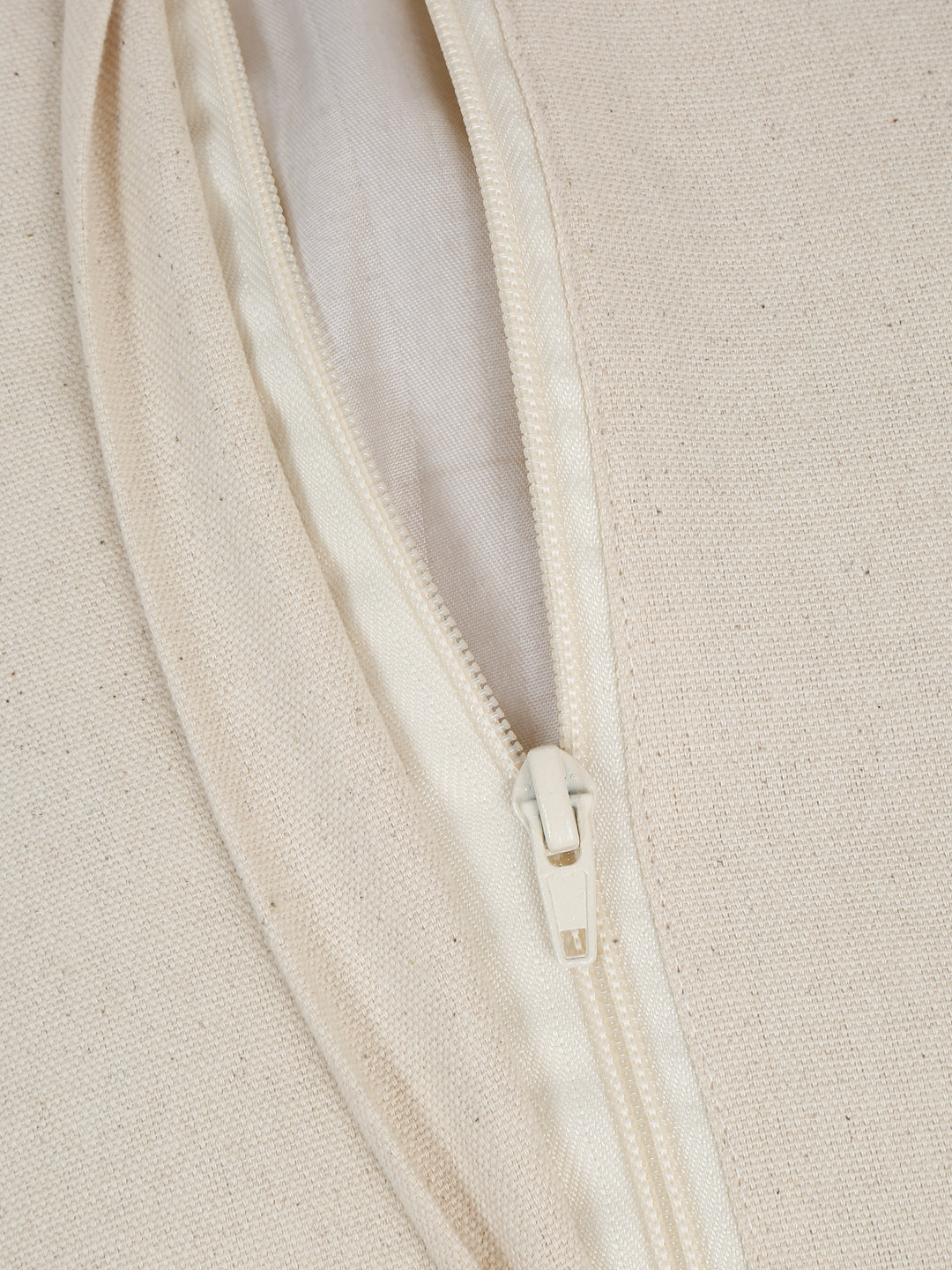 Eyda White & Green Cotton Hand Woven Cushion Cover Set of 2