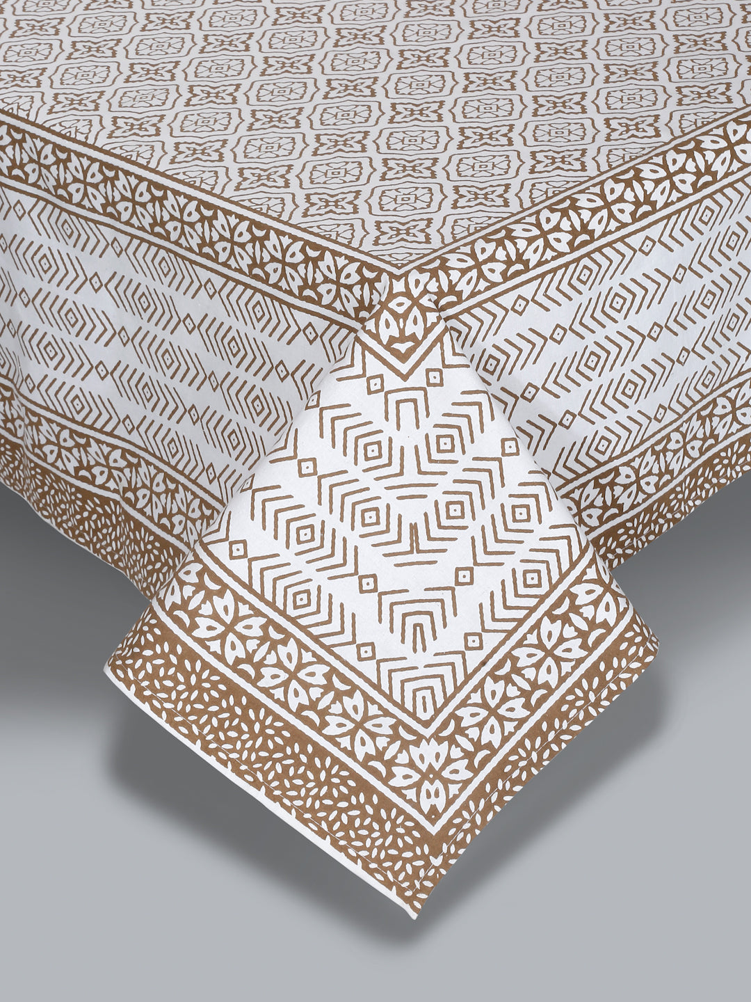 Rajasthan Decor White and Gold Cotton Geomatric Print King Bed sheet with 2 Pillow Covers