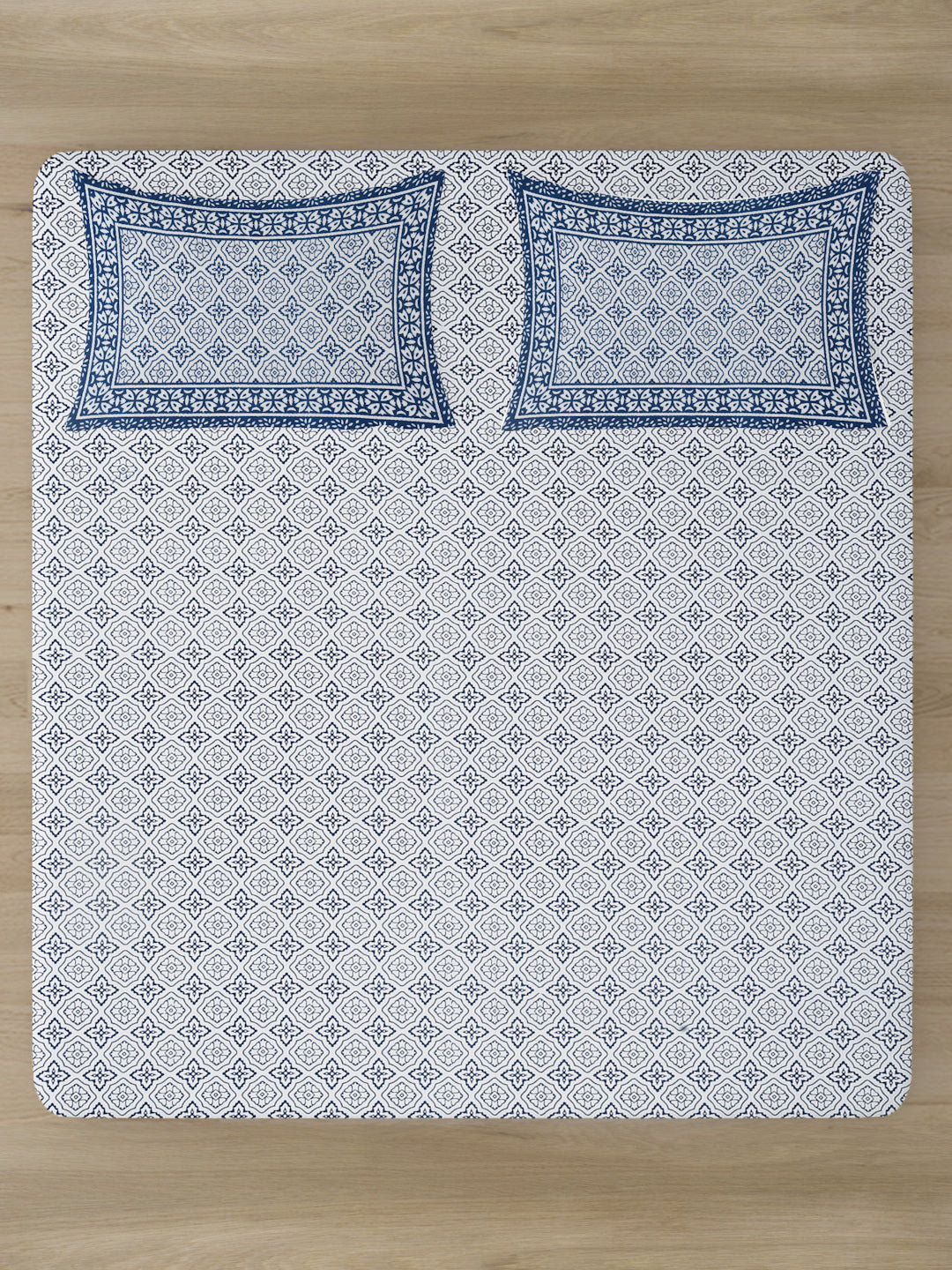 Rajasthan Decor White and Blue Cotton Geomatric Print King Bed sheet with 2 Pillow Covers