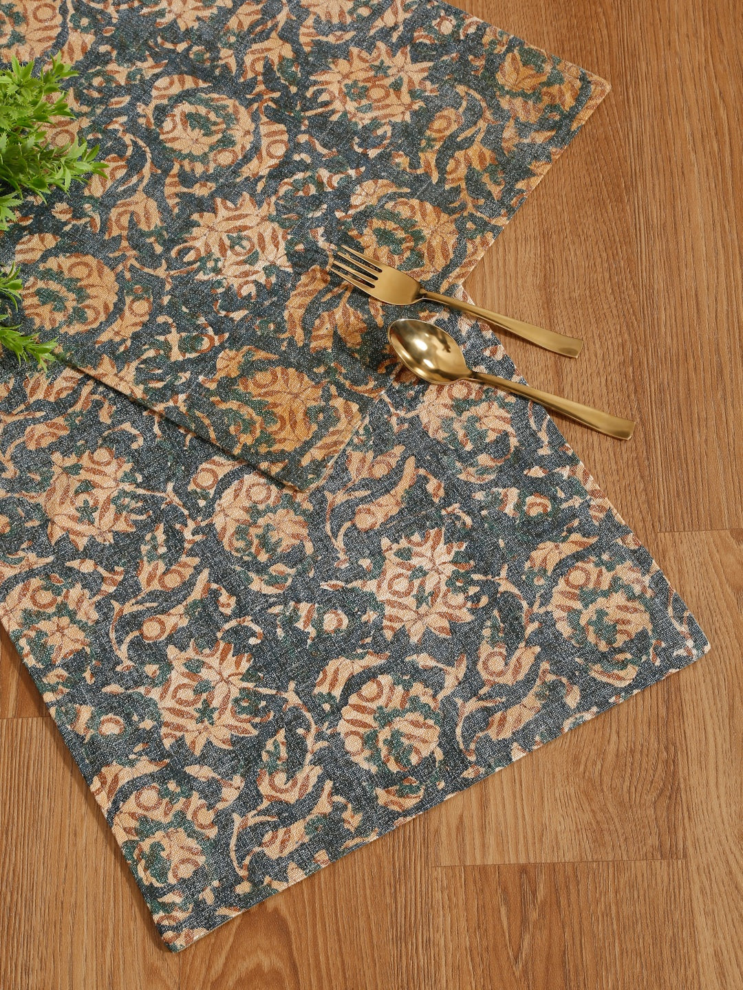 Eyda Hand Block Floral Printed Cotton Table Runner