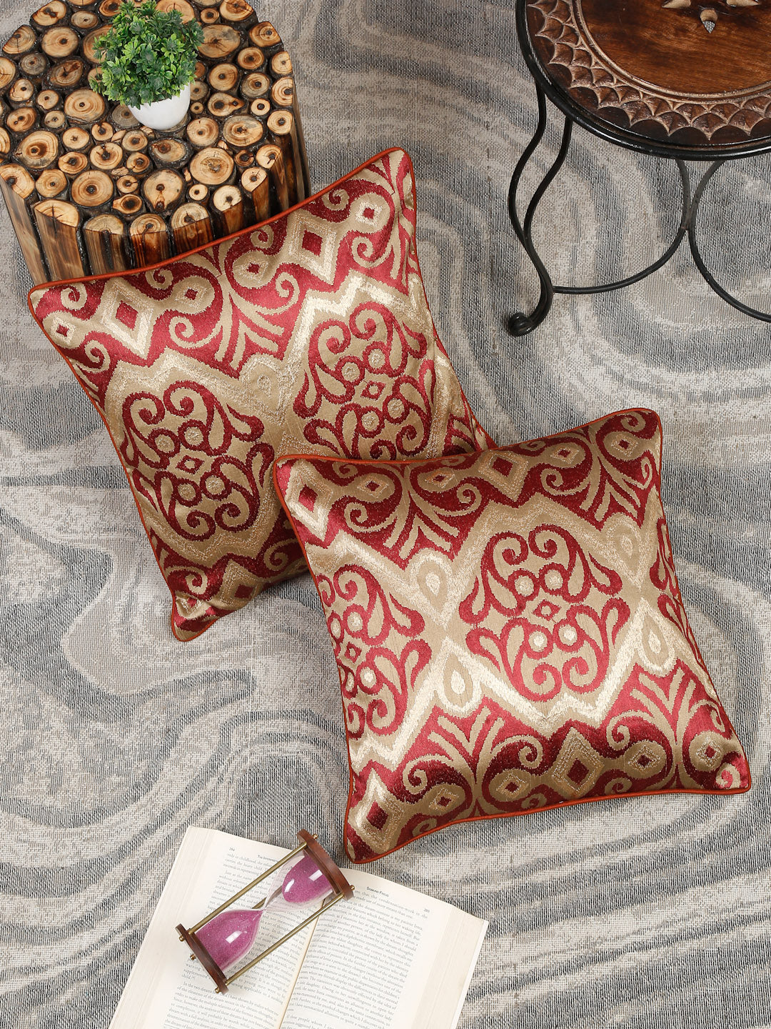 Eyda Set of 2 Ethnic Motif Cushion Covers