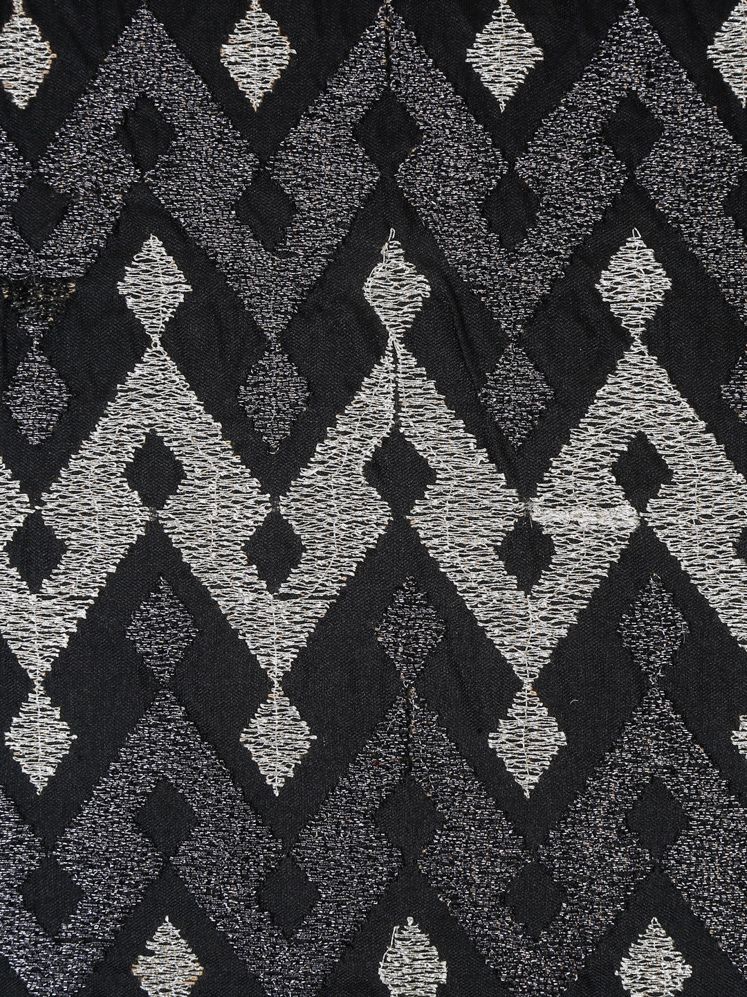 Eyda Set of 2 Geomteric Pattern Cushion Covers