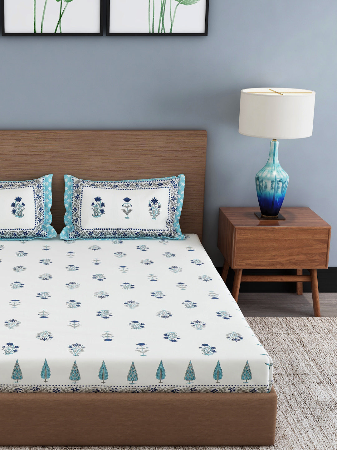 Cream Color Sky Blue Floral Print Cotton King Bed Sheet with 2 Pillow Covers
