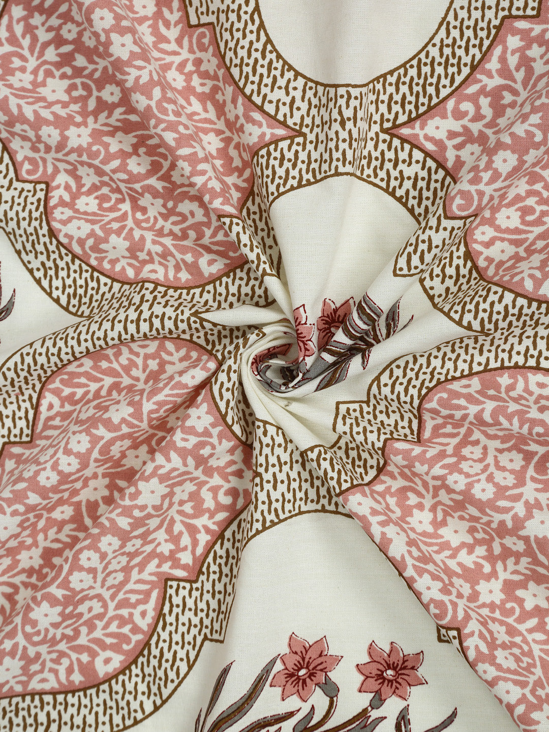 Peach and Cream Floral Print Cotton King Bed Sheet with 2 Pillow Covers