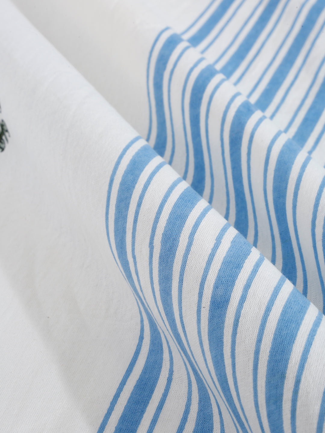 Elephant Print White Cotton King Size Bed Sheet with 2 Pillow Covers