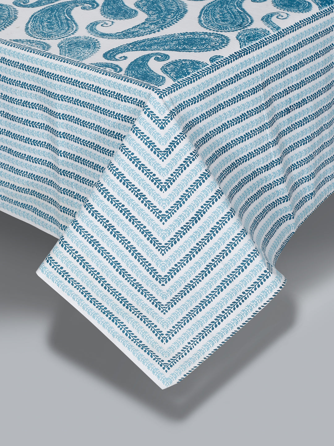 White and Turquoise Paisley Print 180 TC Cotton Double Bed Sheet with 2 Pillow Covers