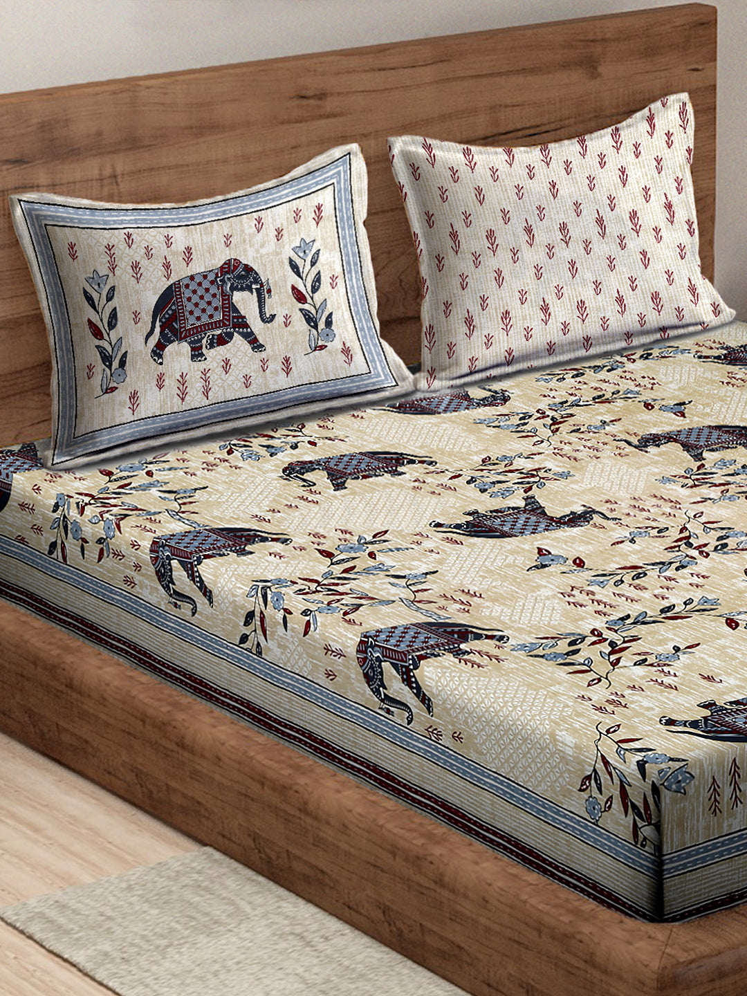 Light Beige Animal Print 144 TC Cotton Double Bed sheet with 2 Pillow Covers