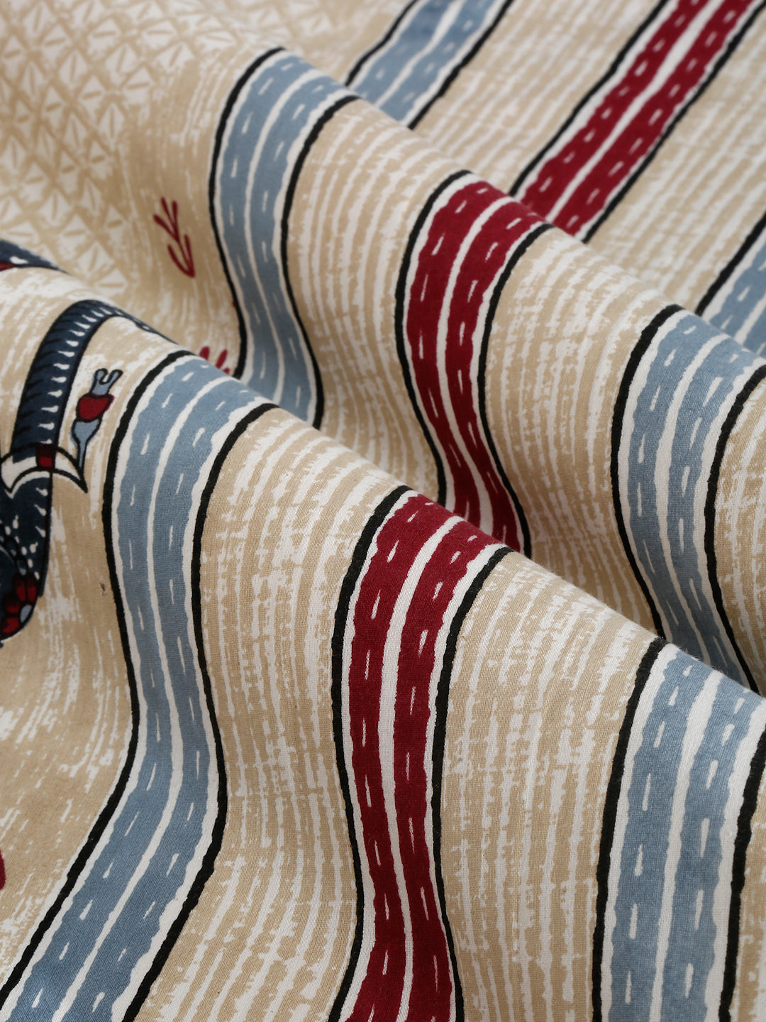 Light Beige Animal Print 144 TC Cotton Double Bed sheet with 2 Pillow Covers