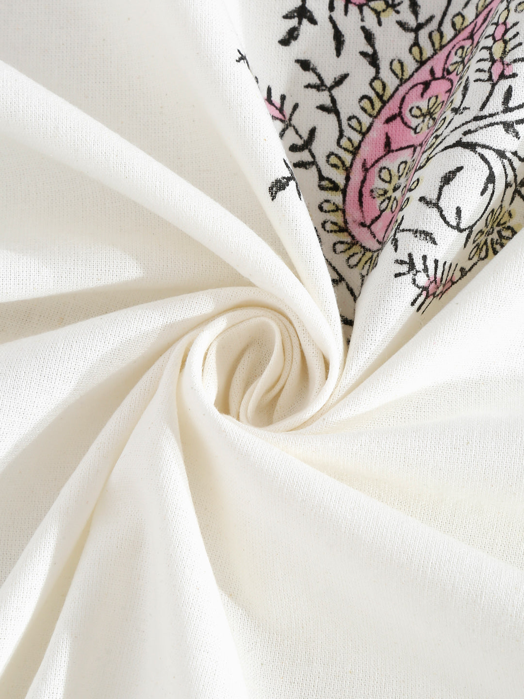 White and Green 6 Seater Printed Cotton Table Cover (60 x 90 Inch)