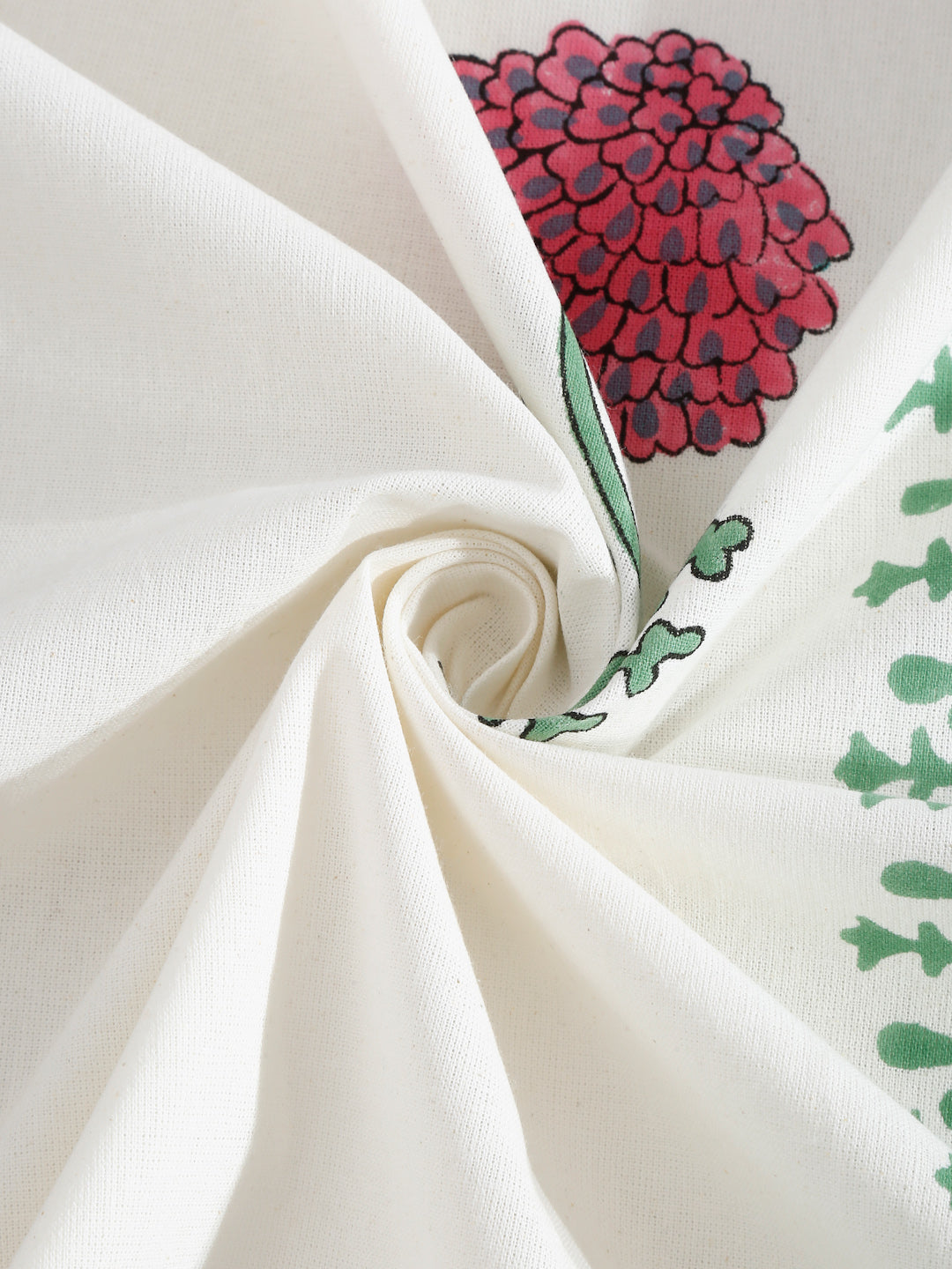 White and Red 6 Seater Printed Cotton Table Cover (60 x 90 Inch)