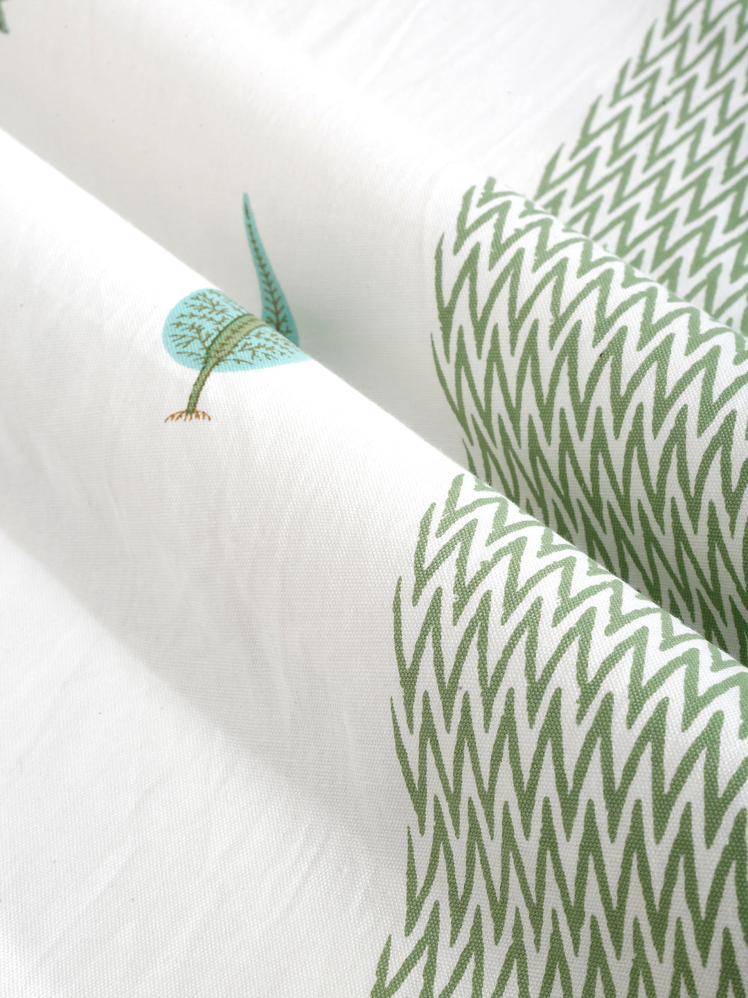 White and Green 6 seater Block Printed Floral Boota Cotton Table Cover-60x90 inch