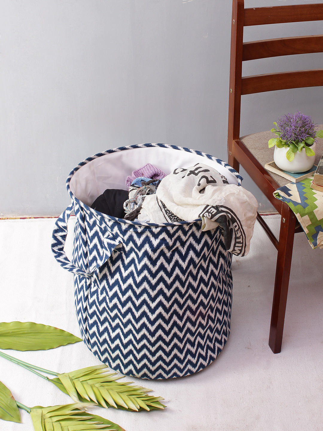 Rajasthan Décor Blue and White Multipurpose Organiser