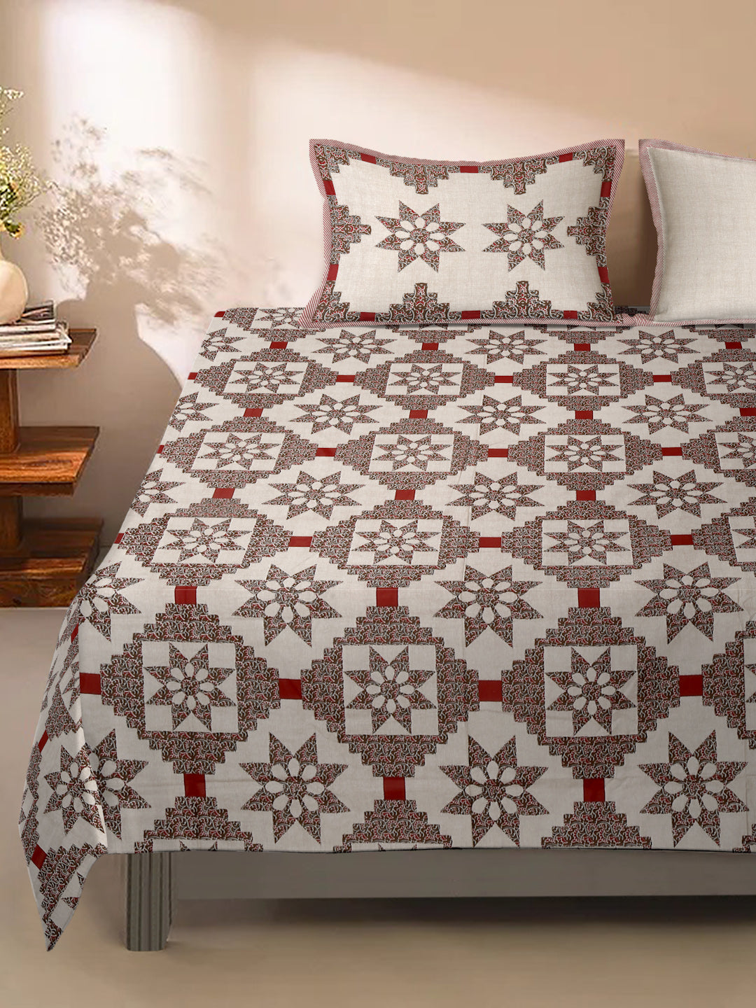 King Size Floral Print Cotton Bed Sheet with 2 Pillow Covers