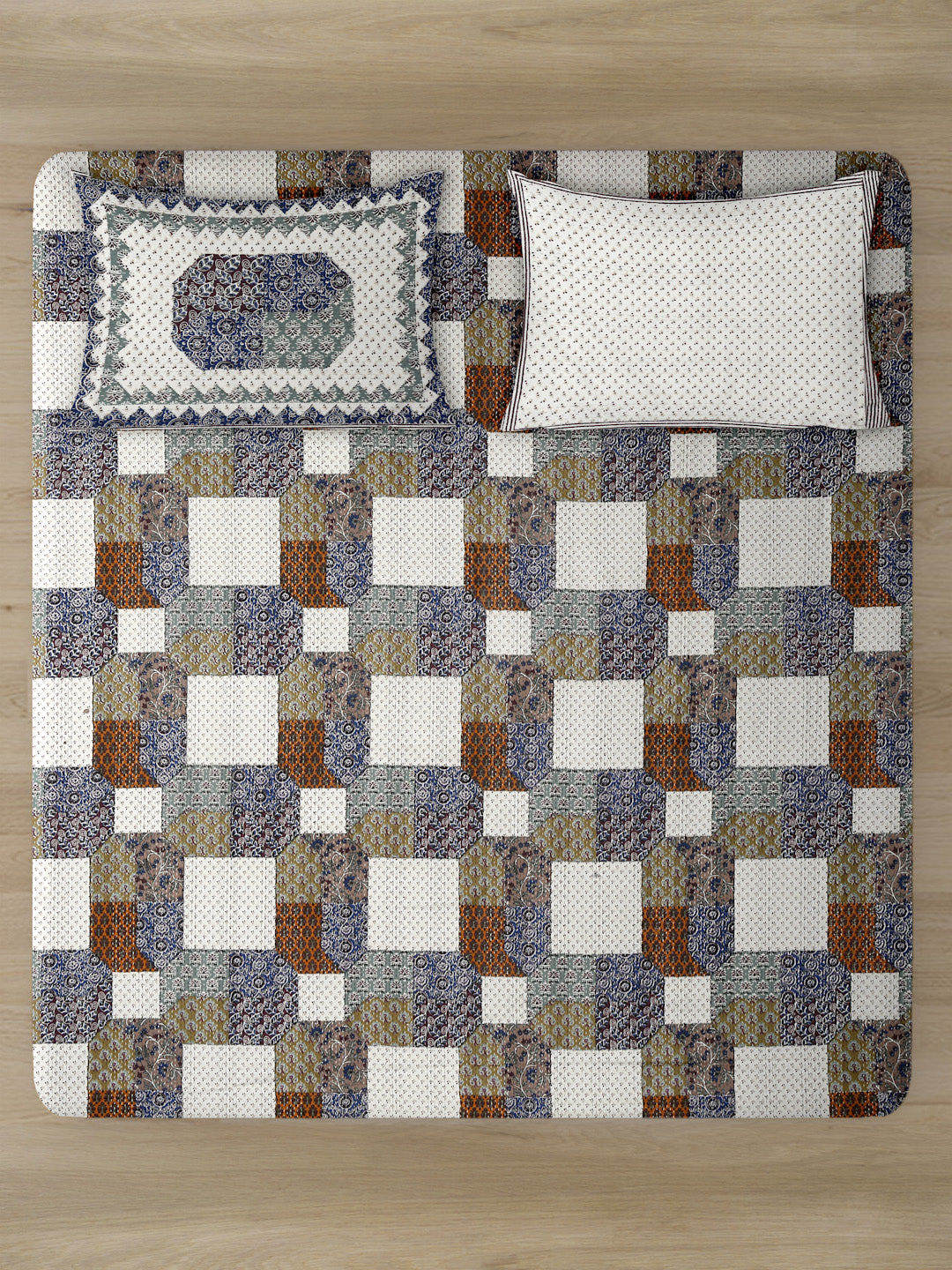King Size Geometric Print Cotton Bed Sheet with 2 Pillow Covers