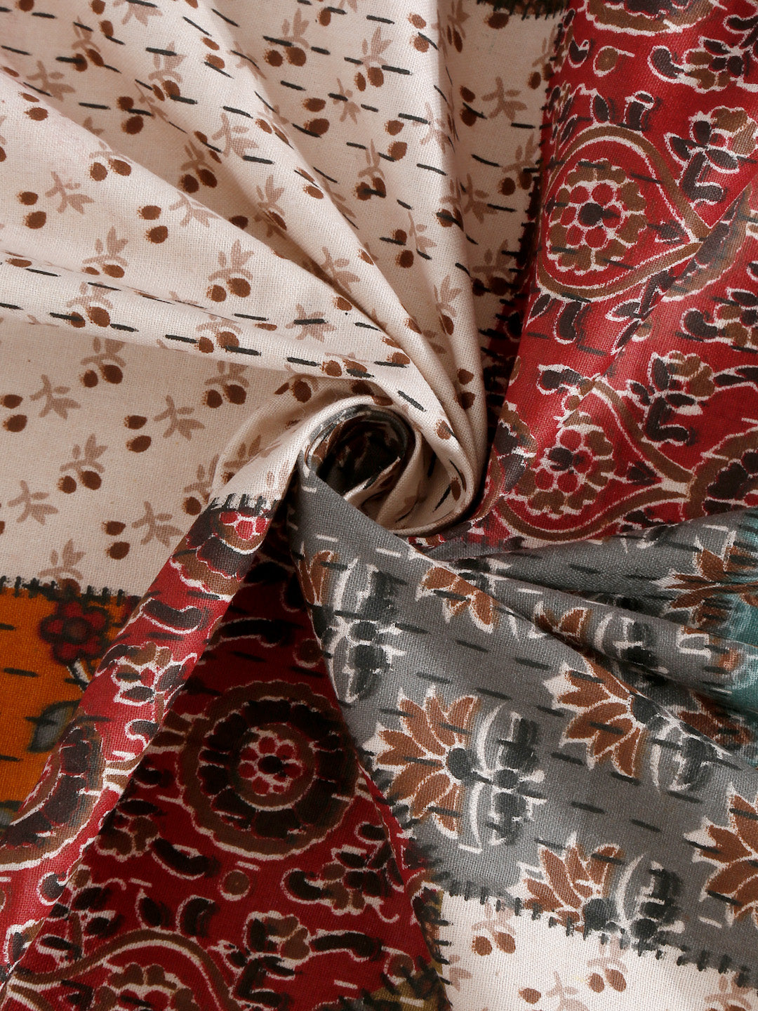 King Size Geometric Print Cotton Bed Sheet with 2 Pillow Covers