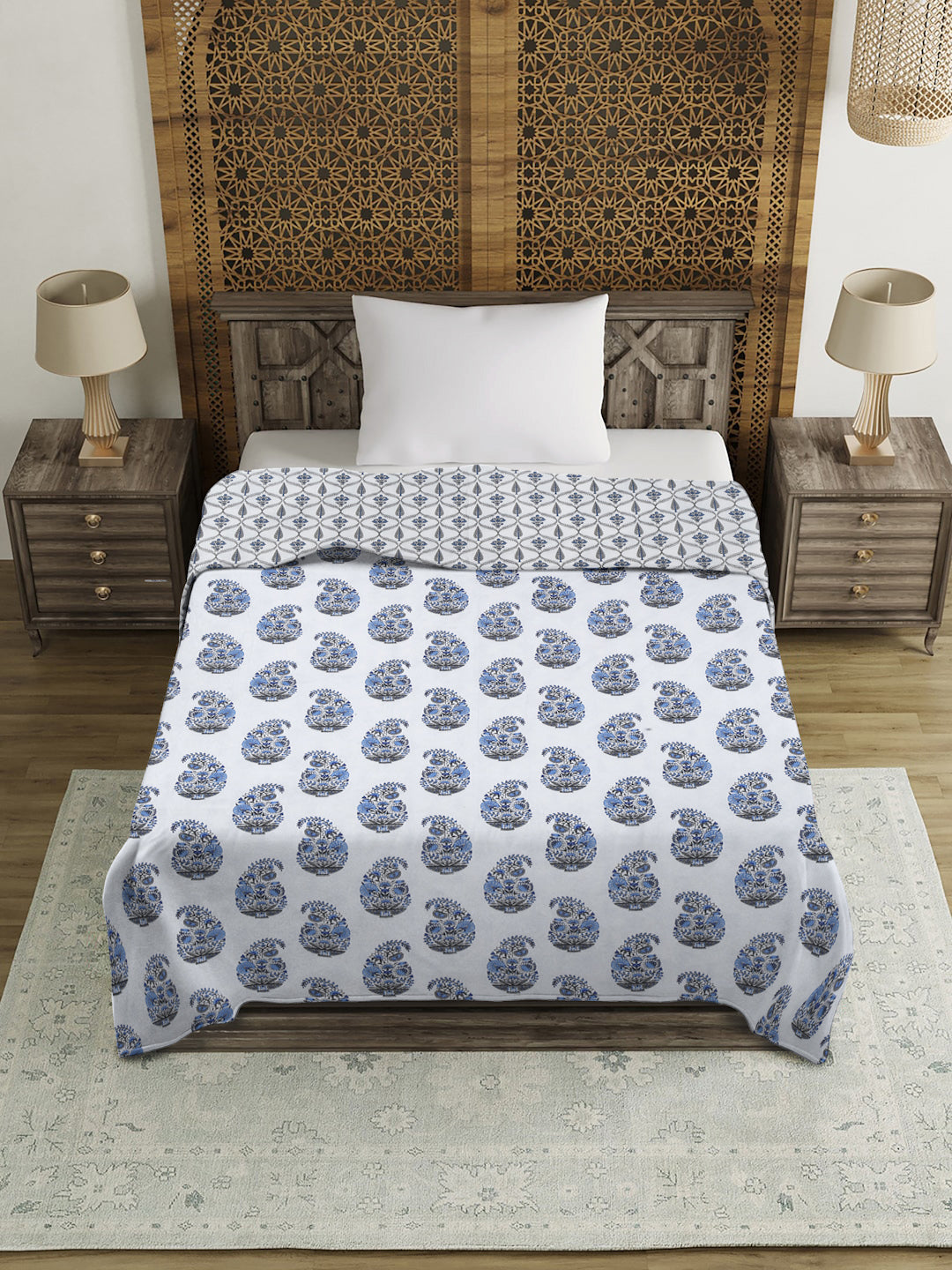 White and Blue Printed 120 GSM Revesible Cotton Single Bed AC Dohar