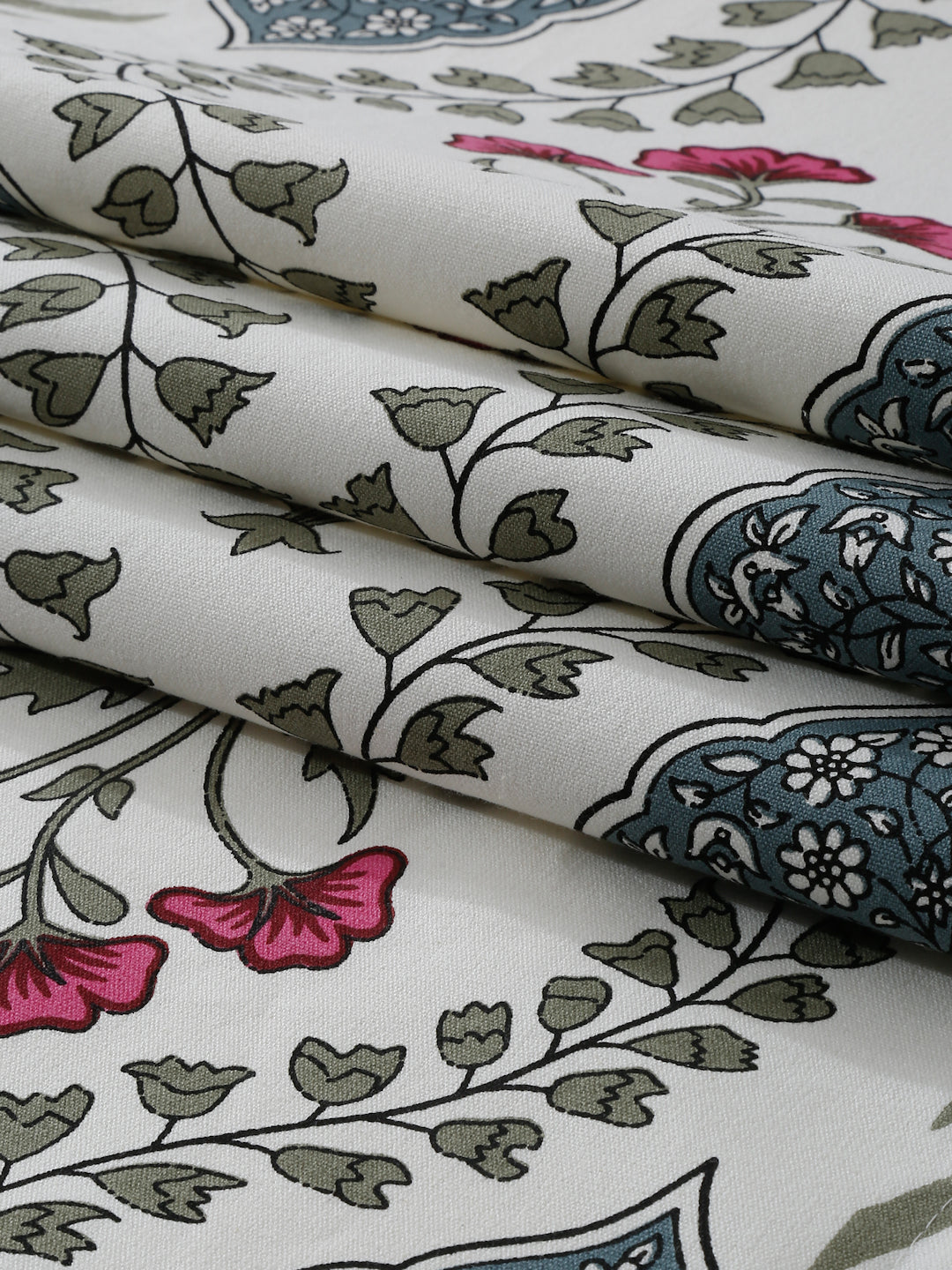 White and Green Set of 7 Cotton Floral Printed Table Mat and Runner