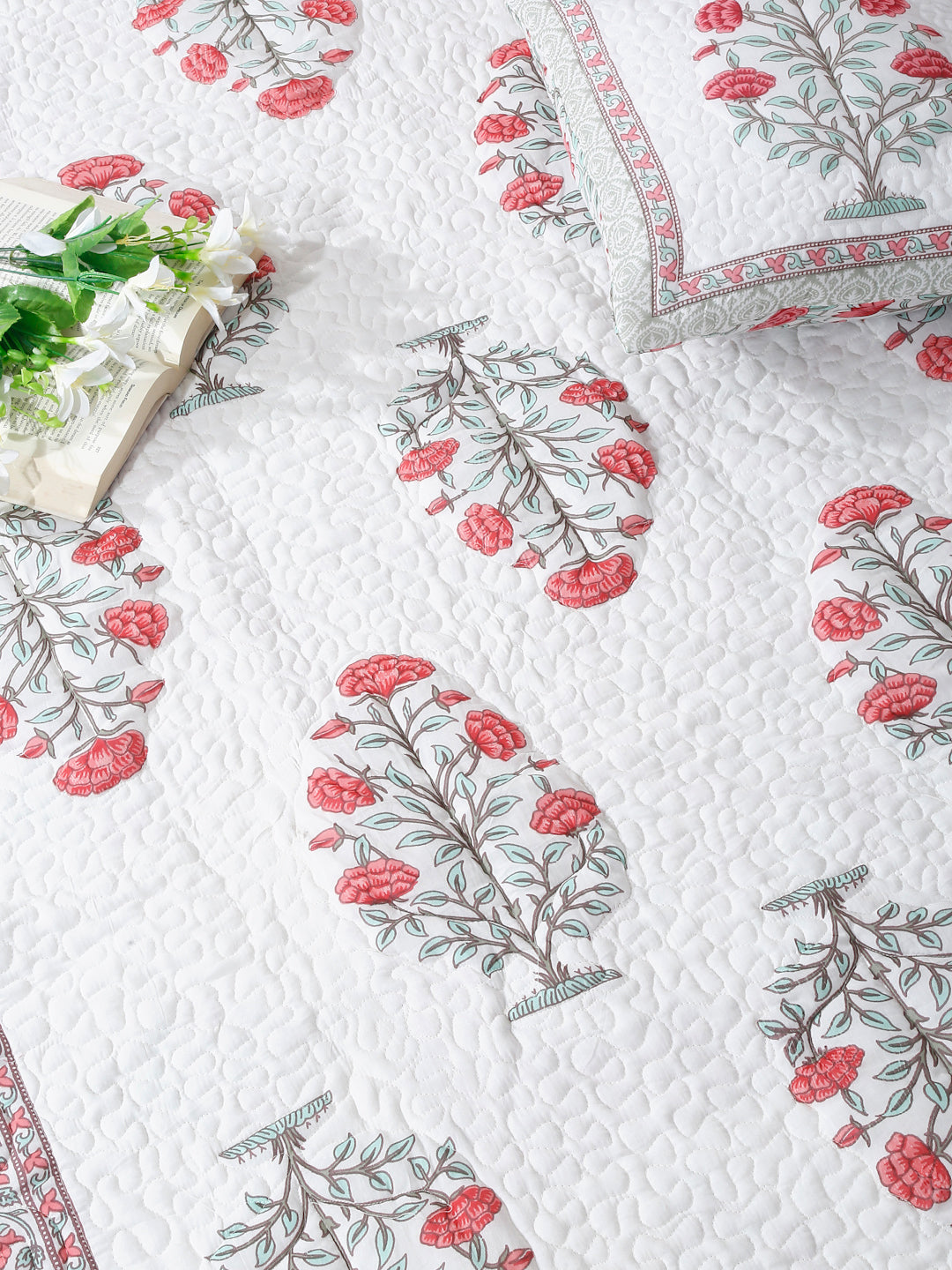 Rajasthan Decor White and Pink Cotton Double Bed Quilted Bed Spread with 2 Pillow Covers