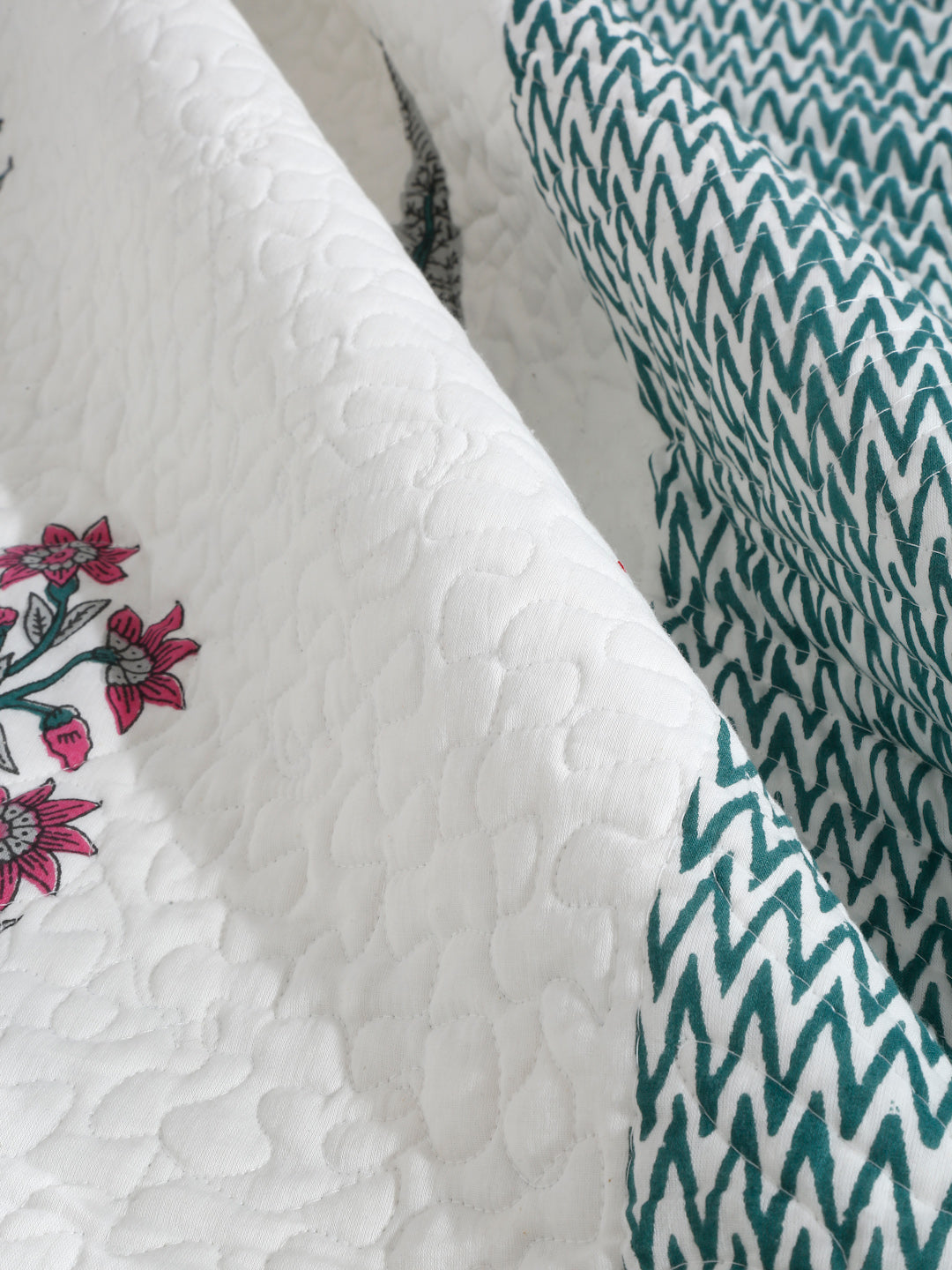 Rajasthan Decor White and Aqua Cotton Double Bed Quilted Bed Spread with 2 Pillow Covers