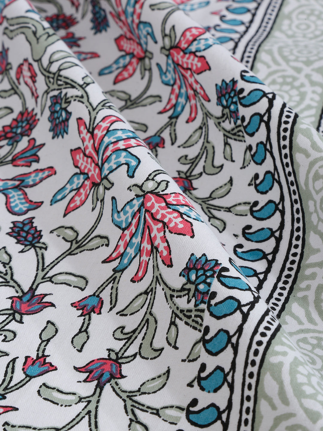 White and Red Ethnic Motif Print 144 TC Cotton Single Bed Sheet with 1 Pillow Cover