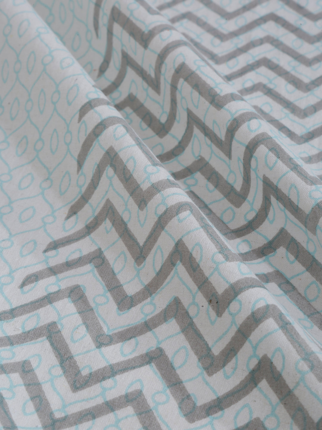 White and Indigo Ethnic Motif Print 144 TC Cotton Single Bed Sheet with 1 Pillow Cover