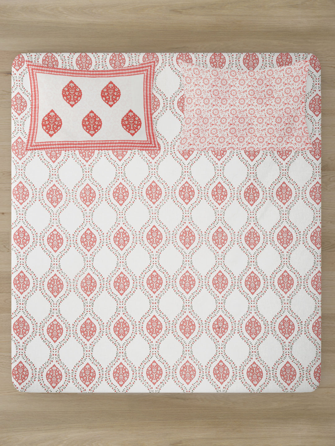 Cream Color Peach Floral Print Cotton King Bed Sheet with 2 Pillow Covers