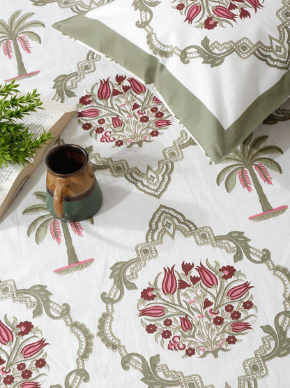 Rajasthan Decor White and Green Cotton Abstract Print King Bed sheet with 2 Pillow Covers