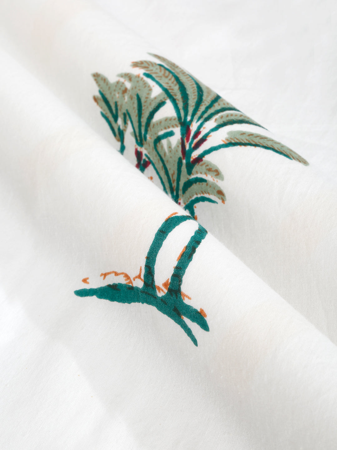 Rajasthan Decor White  and Yellow Cotton Mughal Print King Bed sheet with 2 Pillow Covers