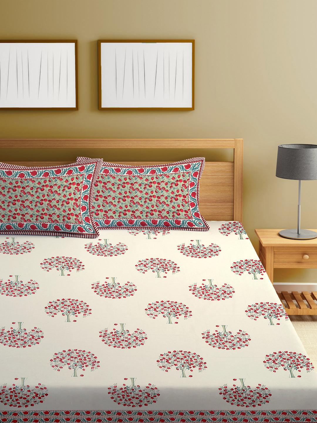 Multi Colour Floral Print Cotton King Bed sheet with 2 Pillow Covers