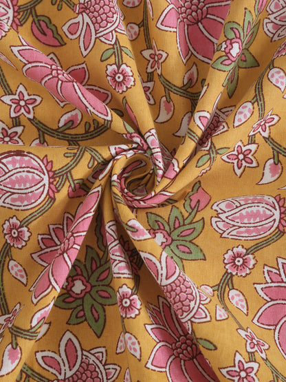 Cotton Floral Print Multi Colour King Bed sheet with 2 Pillow Covers