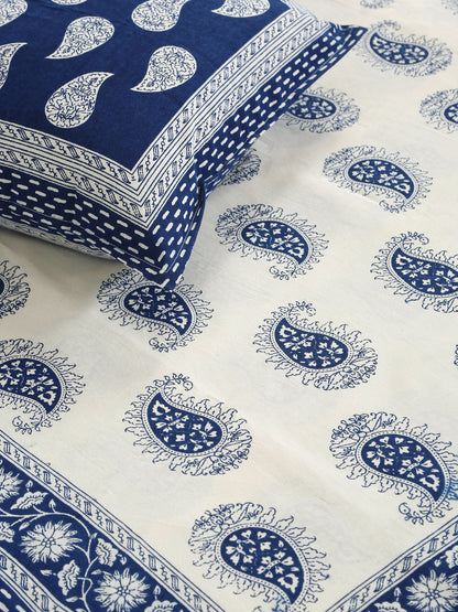 Cotton Paisley Print King Bed sheet with 2 Pillow Covers