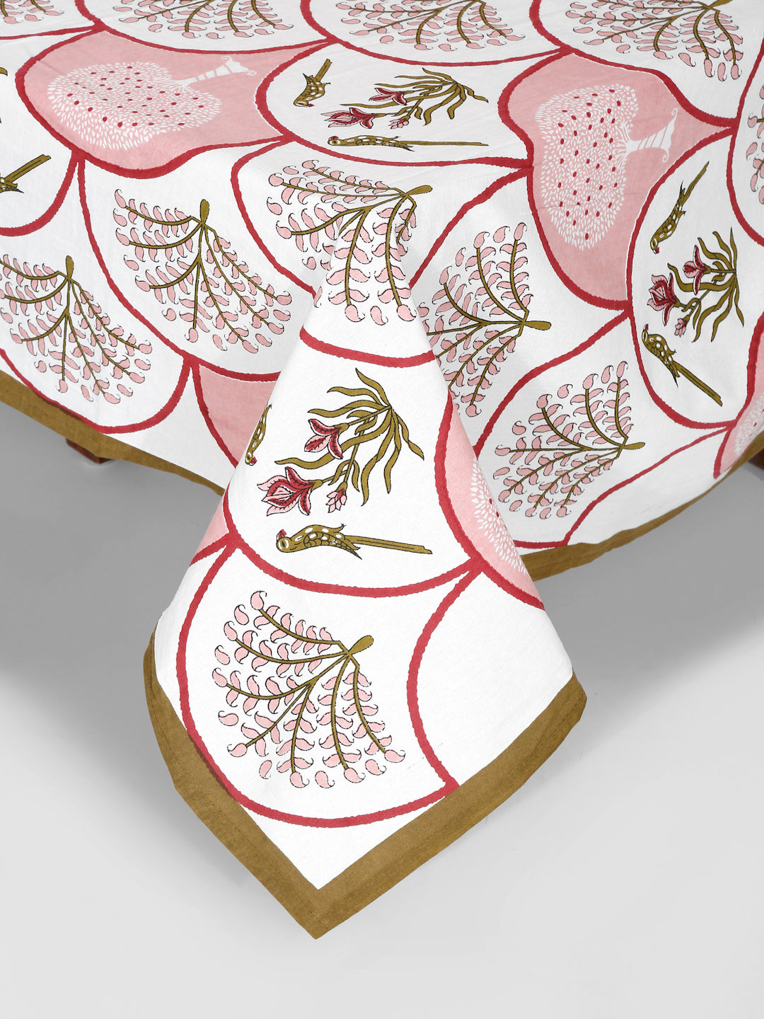 White and Peach Cotton Jaipur Floral Print King Size Bedsheet with 2 Pillow Covers