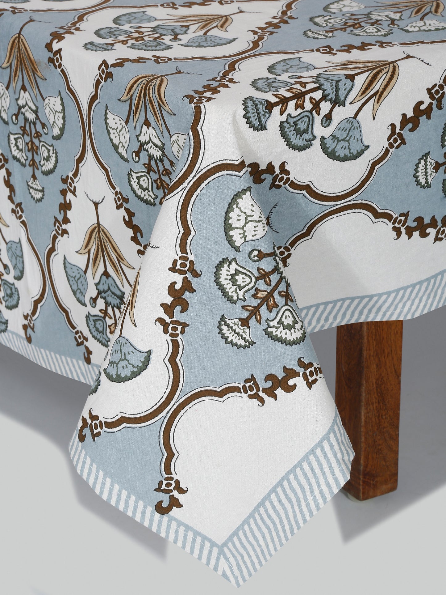 White and Grey Cotton Jaipur Print Floral King Size Bedsheet with 2 Pillow Covers