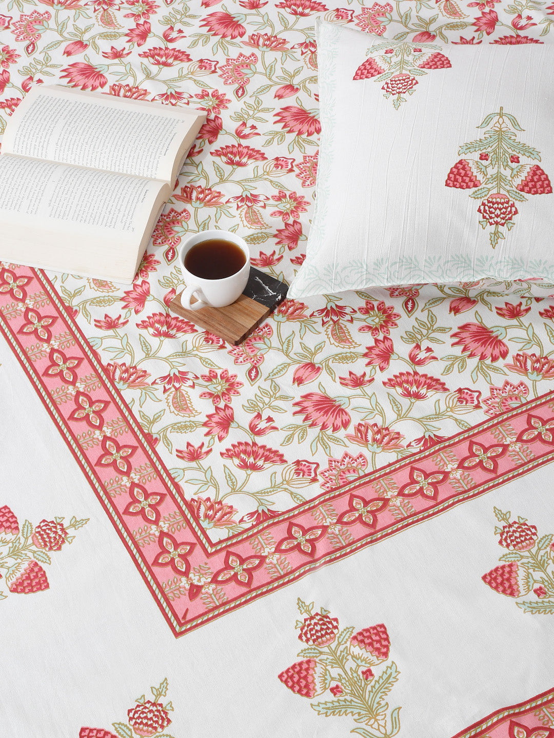 White and Pink Cotton Floral Print King Bed sheet with 2 Pillow Covers