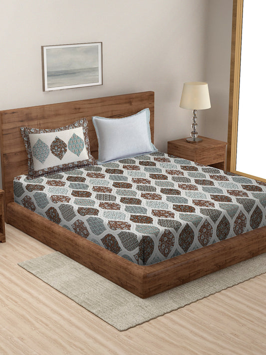 Multi Color Geometric Print Cotton King Size Bed sheet with 2 Pillow Covers