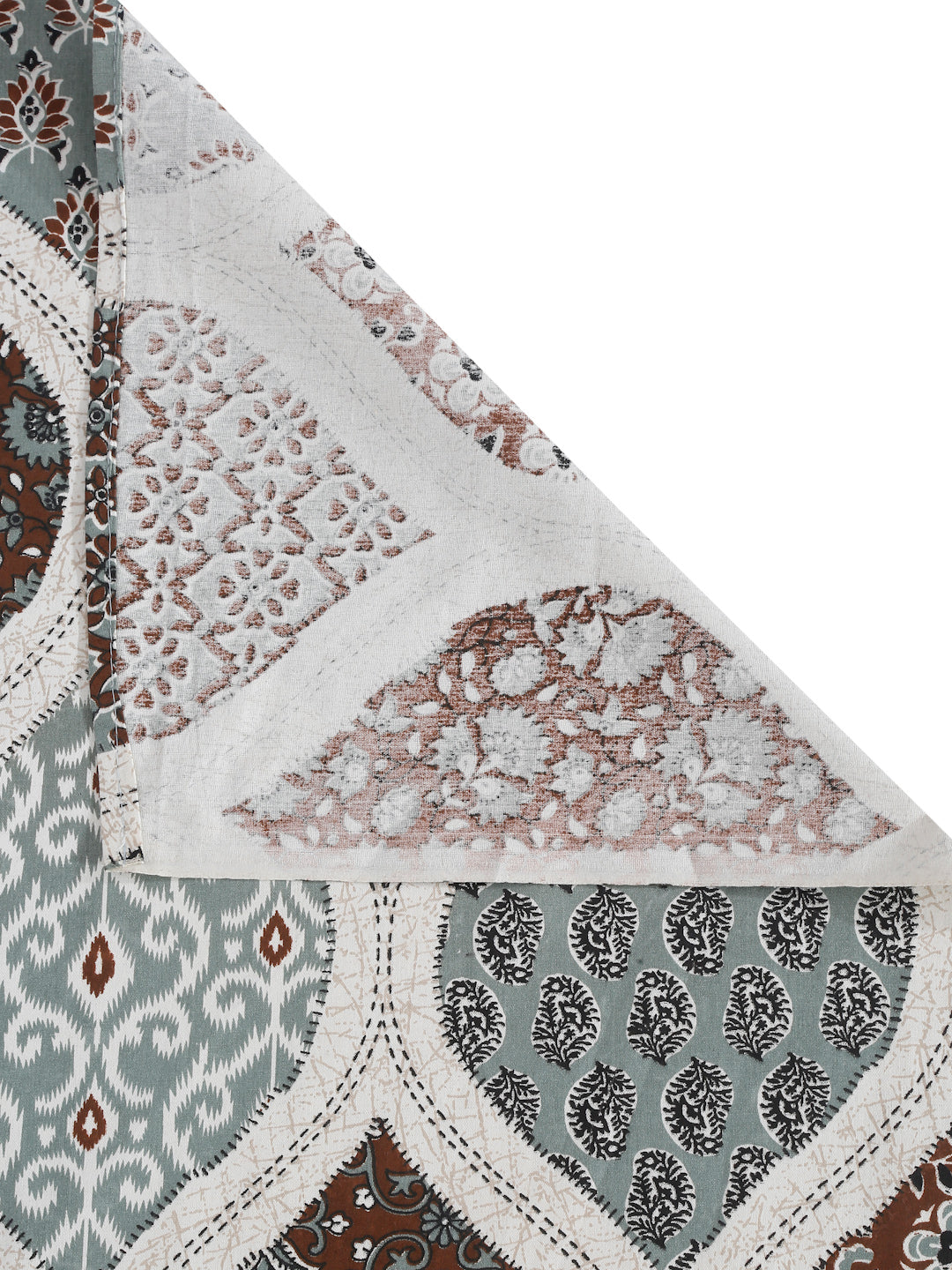 Multi Color Geometric Print Cotton King Size Bed sheet with 2 Pillow Covers