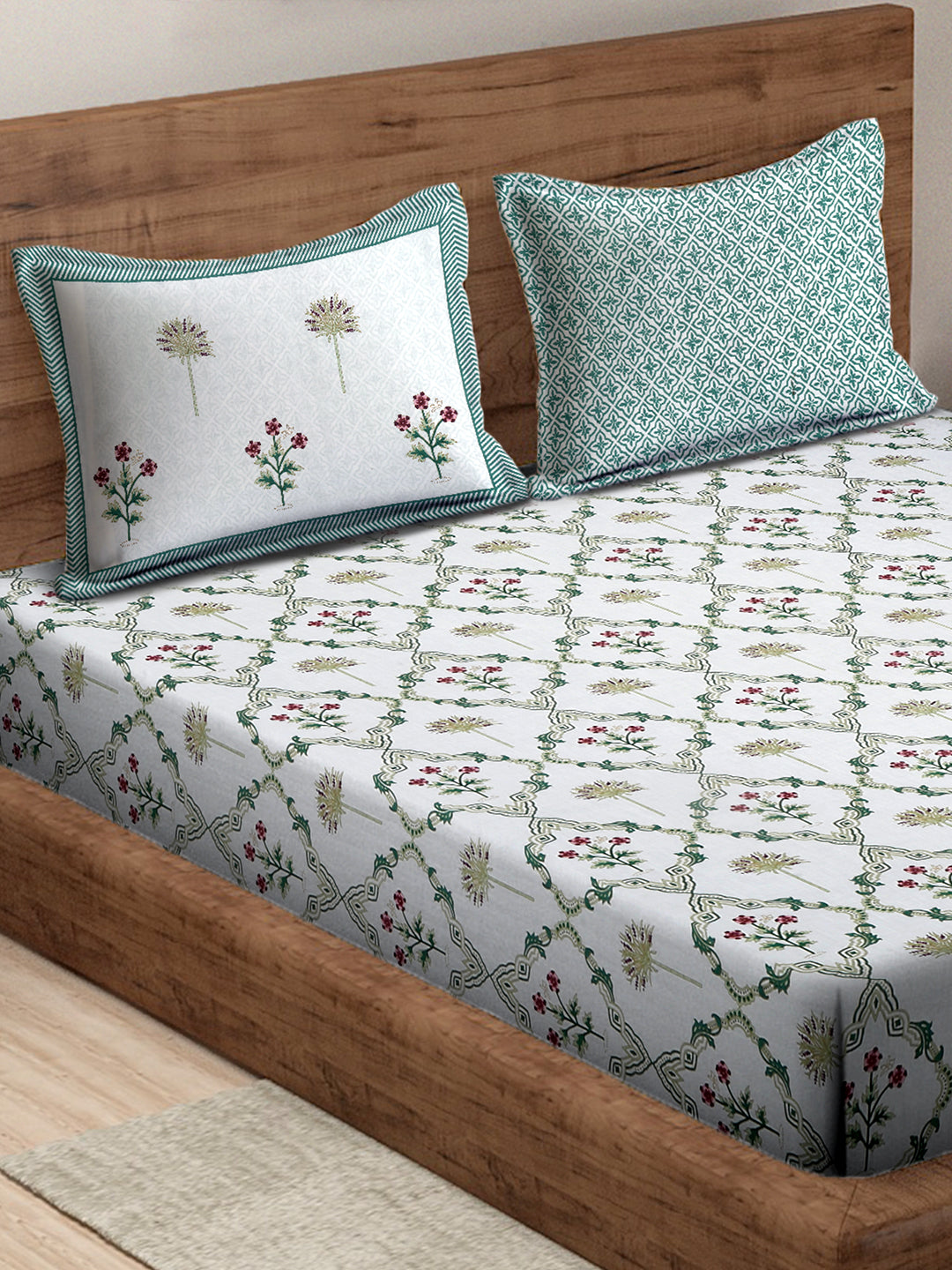 White and Green Floral Print 180 TC Super King Bed Sheet with 2 Pillow Covers