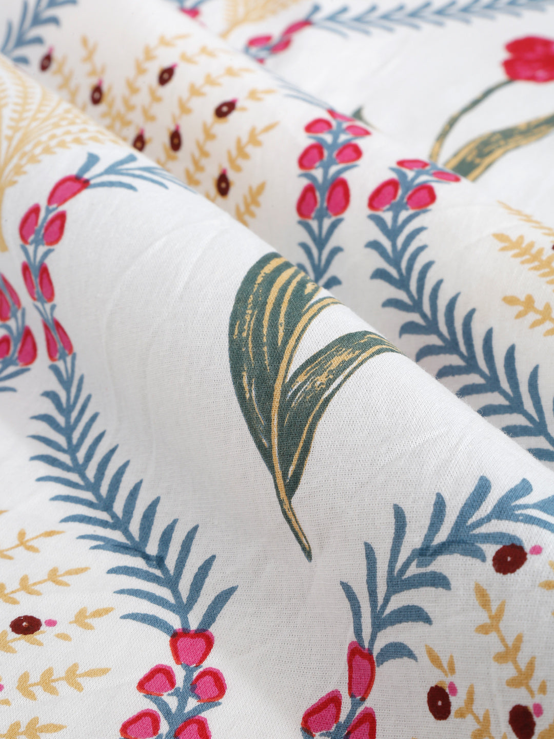 Set of 8 White and Red Floral Print Cotton Diwan Set