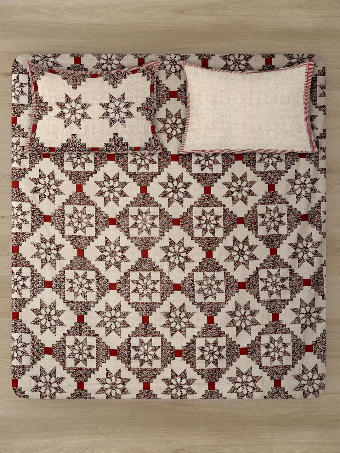 King Size Floral Print Cotton Bed Sheet with 2 Pillow Covers