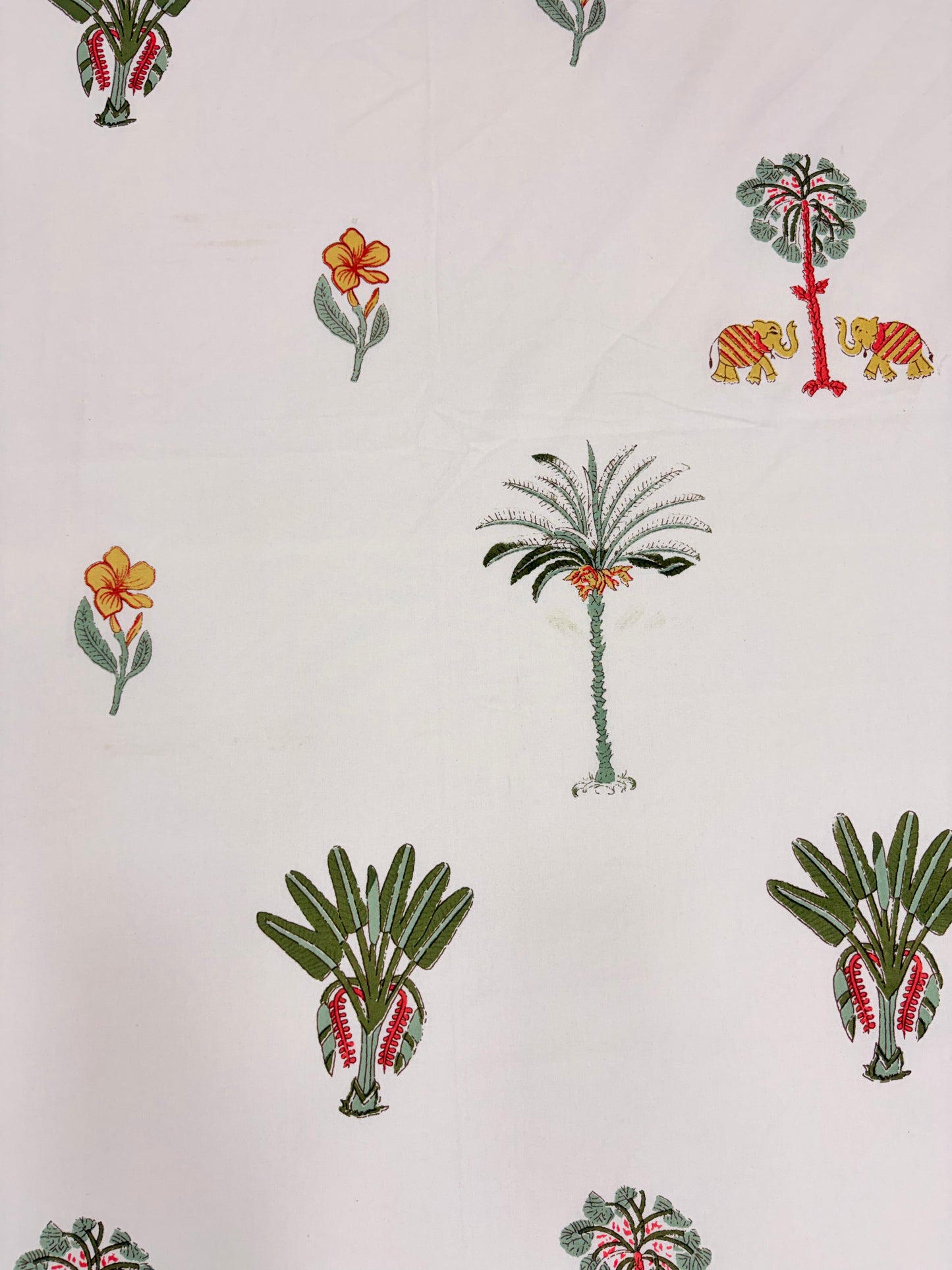 Handblock Palm Tree Cotton Bedsheet Set with Pillow Covers – White Tropical Ethnic