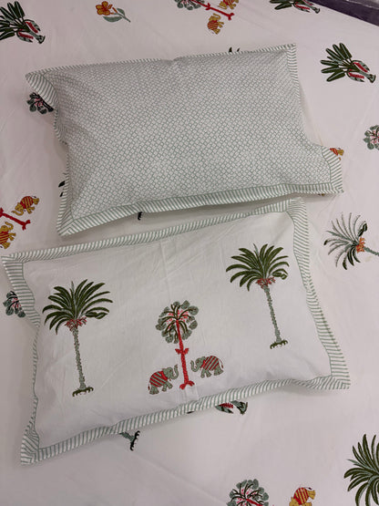 Handblock Palm Tree Cotton Bedsheet Set with Pillow Covers – White Tropical Ethnic