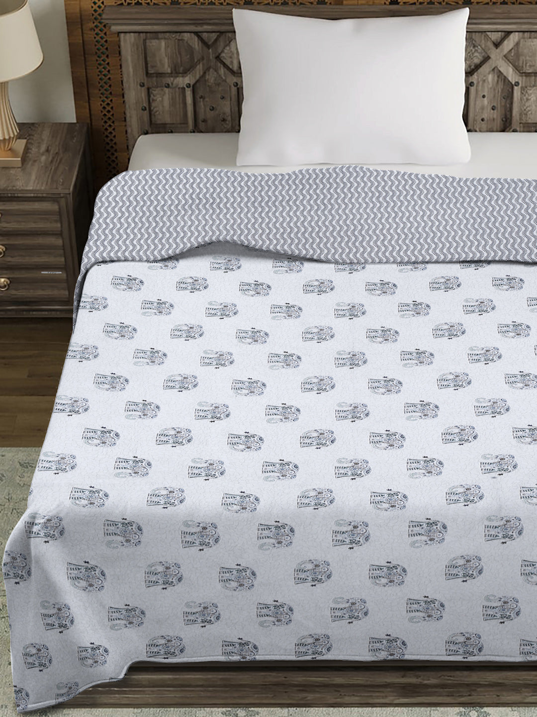 White Color Printed 120 GSM Revesible Cotton Single Bed AC Dohar