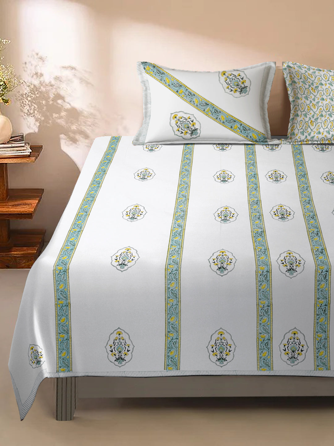 240 TC Percale White Cotton Hand Block King Bedsheet with 2 Pillow Covers