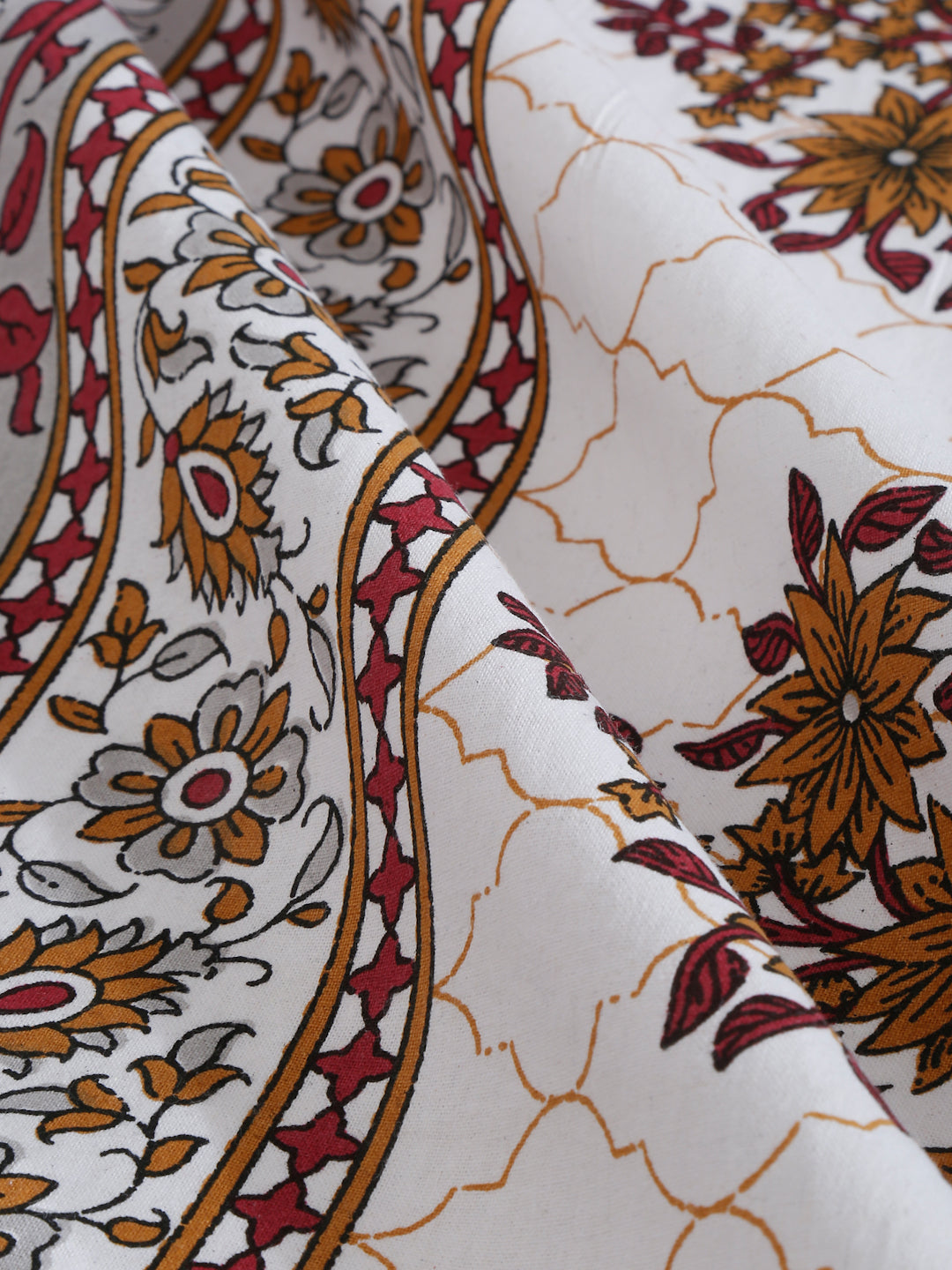 White and Red Floral Print 144 TC Cotton Single Bed Sheet with 1 Pillow Cover