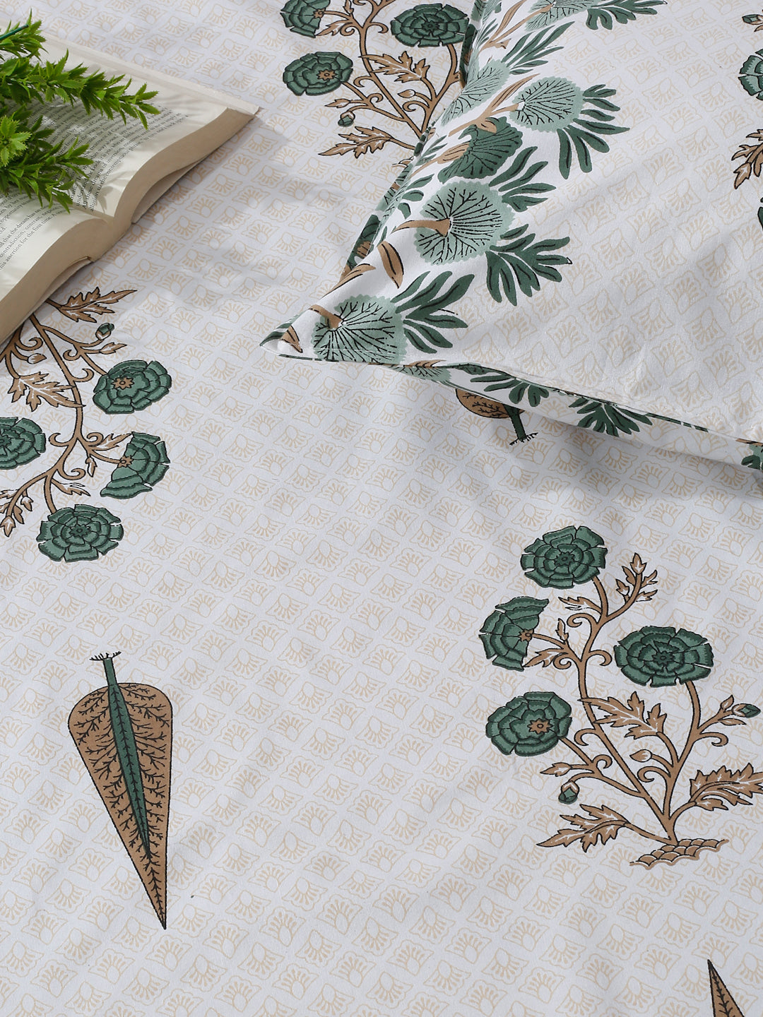 White and Olive Ethnic Motif Print 144 TC Cotton Single Bed Sheet with 1 Pillow Cover