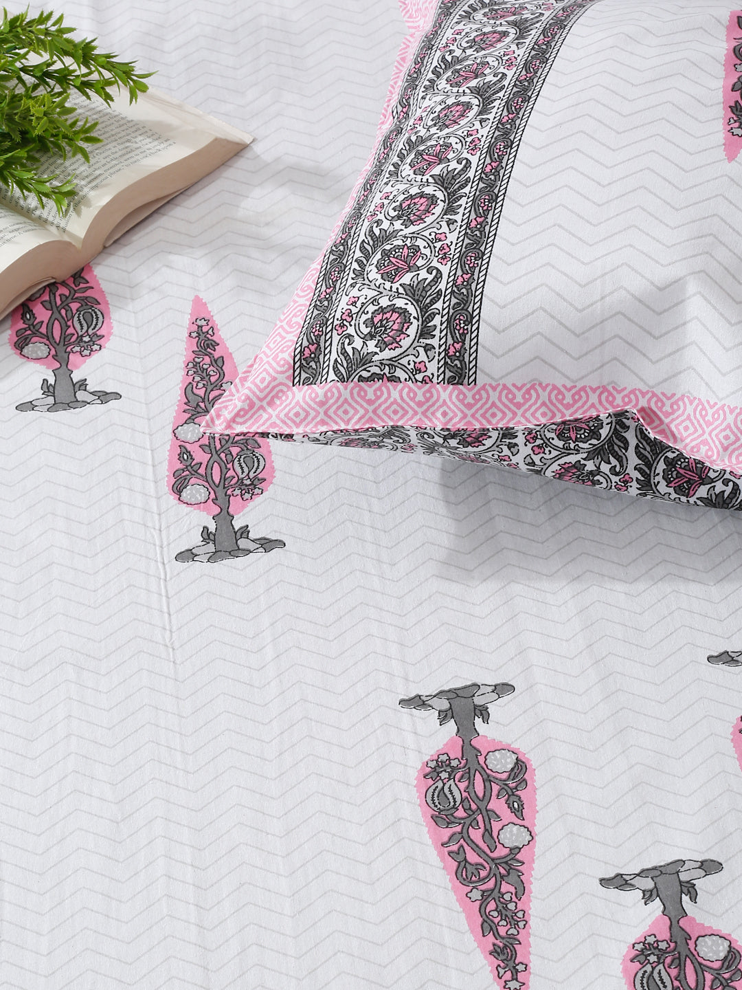 White and Pink Ethnic Motif Print 144 TC Cotton Single Bed Sheet with 1 Pillow Cover