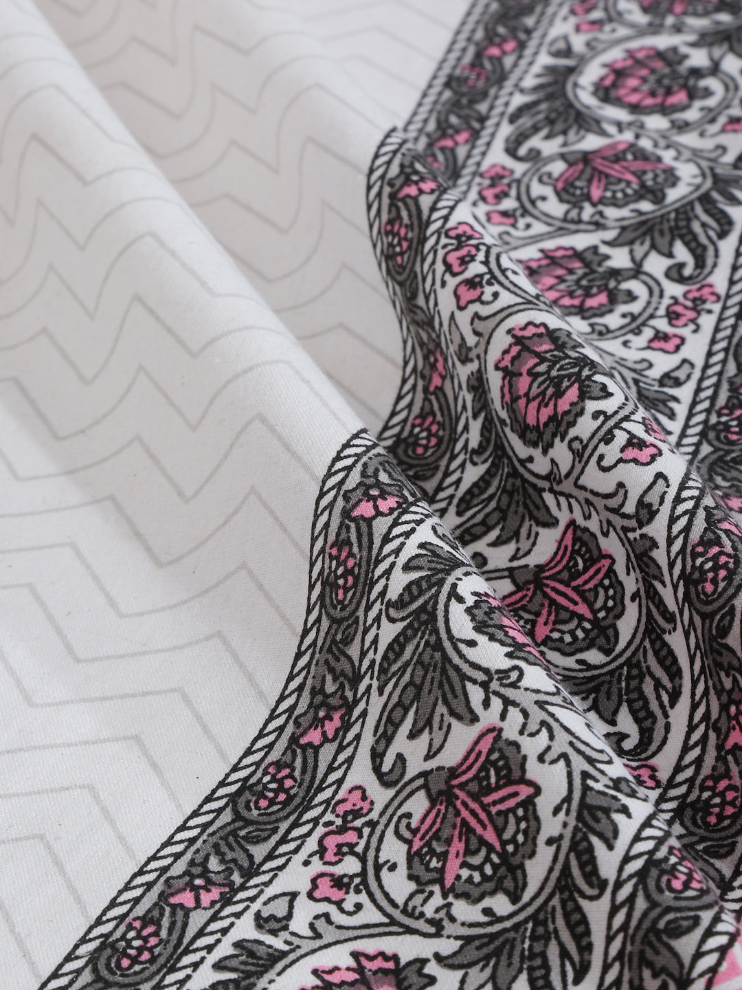 White and Pink Ethnic Motif Print 144 TC Cotton Single Bed Sheet with 1 Pillow Cover